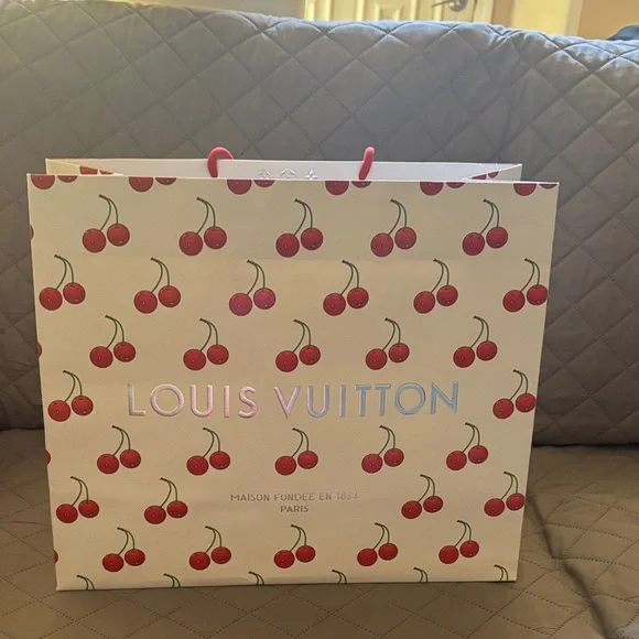 Authentic 💯🍒🍒Louis Vuitton Cherry Pattern Shopping Bag - Picture 2 of 3